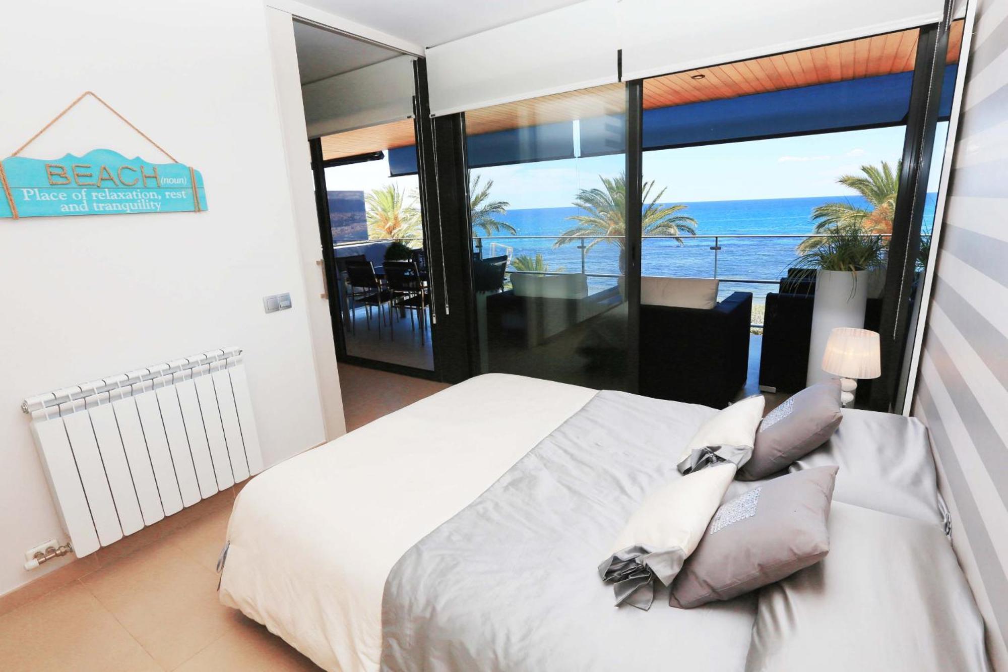 Tropicana Mar Litoral - Only Families Cambrils Exterior photo