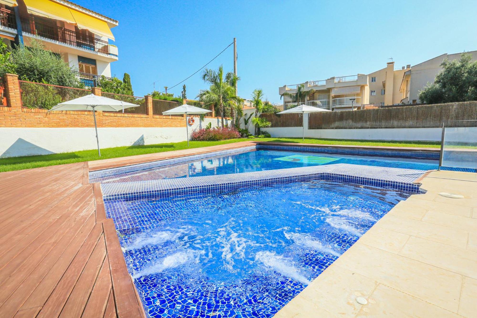 Tropicana Mar Litoral - Only Families Cambrils Exterior photo